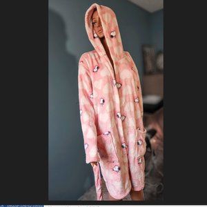 Comfy Pink Peanuts Snoopy Hooded Robe, White Hearts, Size: L/XL